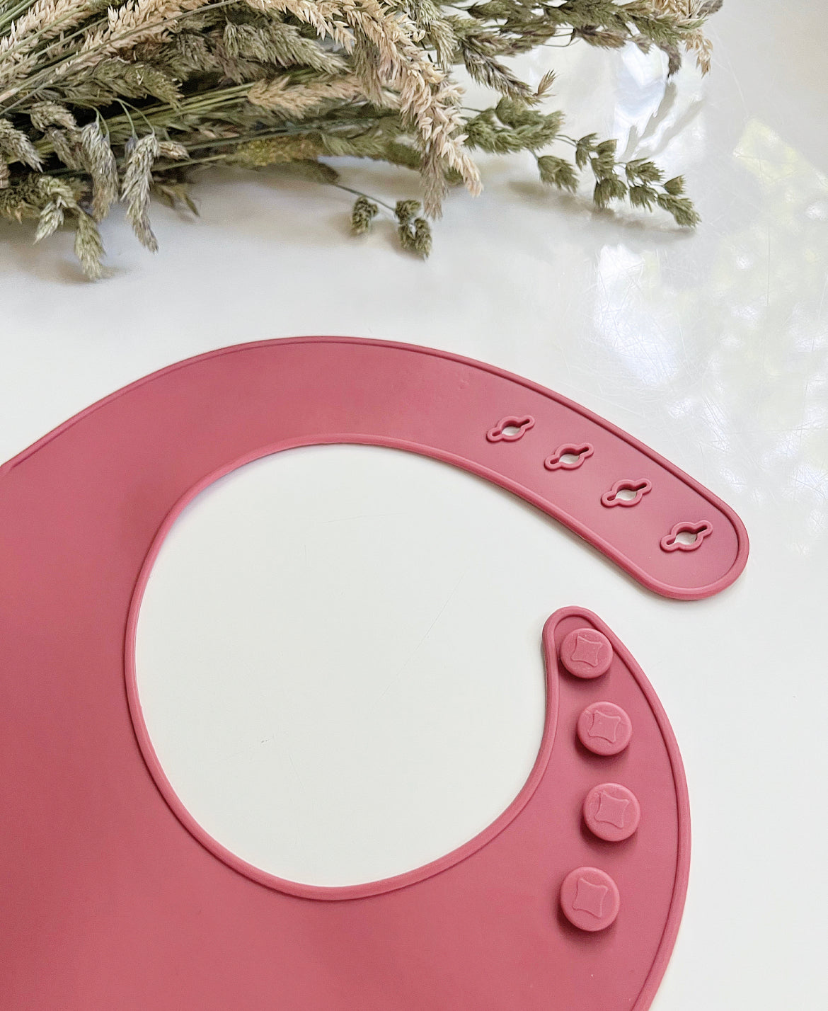 Silikon Lätzchen - cherry